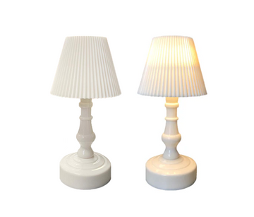 Mini LED White Plastic Battery Operated Vintage Style Nightstand Table Lamp 6.5 x 6.5 x 13.5 cm 7719 (Parcel Rate)